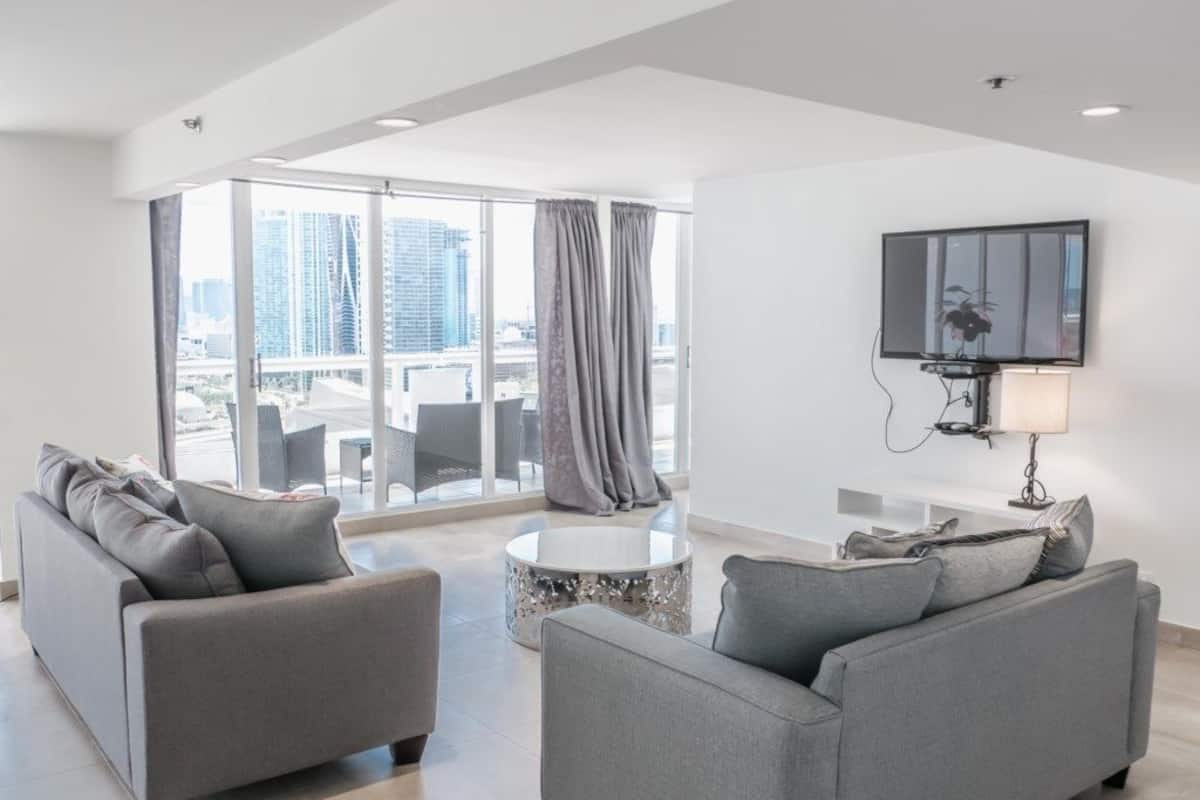Condo, 2 Bedrooms, 2 Bathrooms (3054) | 3 bedrooms, WiFi (free)