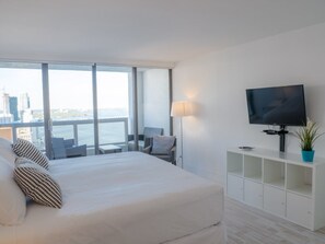 Appart'hôtel, 3 chambres, 2 salles de bains, vue piscine (3935)