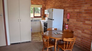 Fridge, microwave, stovetop