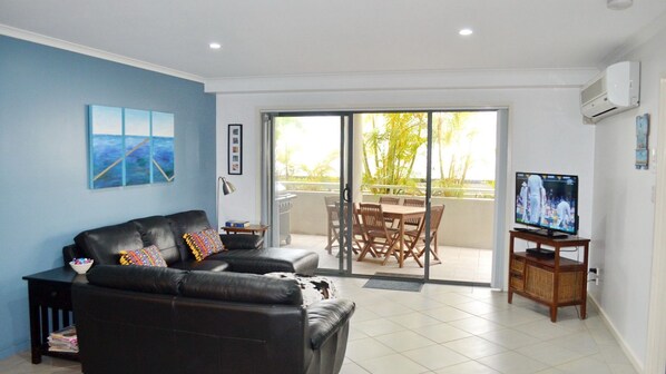 Living area - Jubilee Apartment 03 - Bring your own linen (South West Rocks)