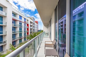 Luxury Condo, Multiple Beds, Non Smoking, Ocean View | Balcony