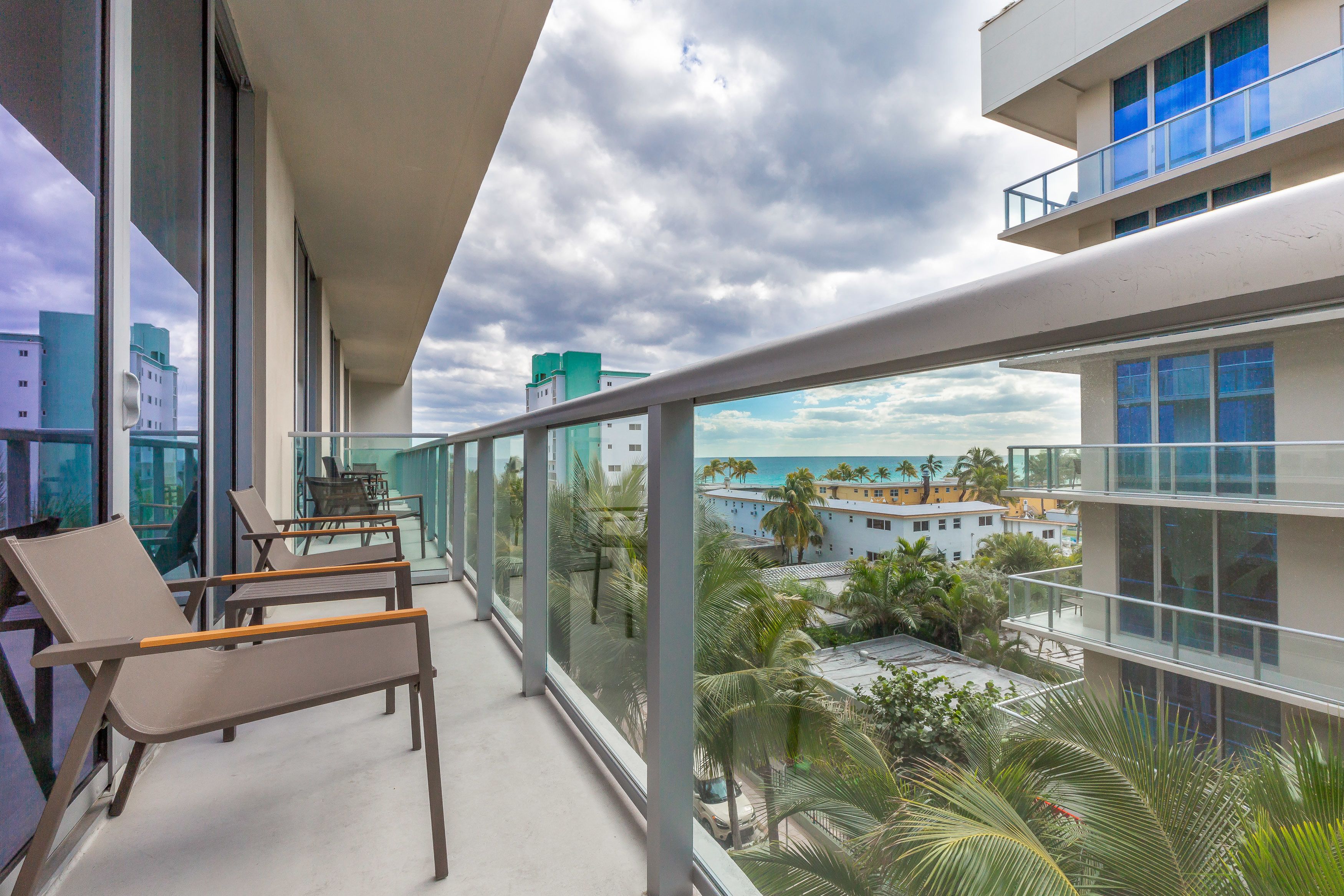 Luxury-Apartment, Mehrere Betten, Nichtraucher, Meerblick | Balkon