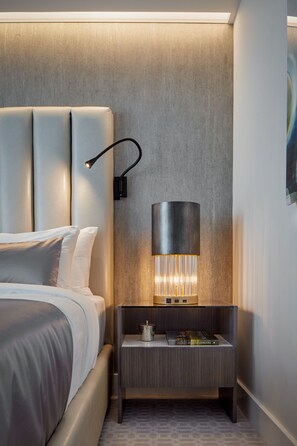 Egyptian cotton sheets, premium bedding, down duvets, pillow-top beds - The Kindler Hotel (Lincoln)