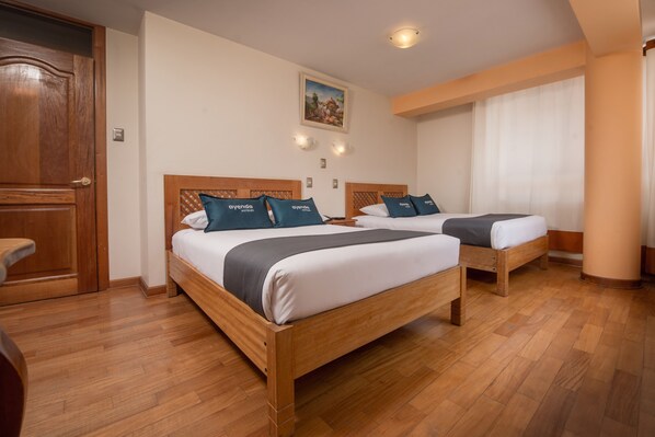 Superior Twin Room | 4 bedrooms, hypo-allergenic bedding, in-room safe, desk - Cascada del Inka (Cusco)