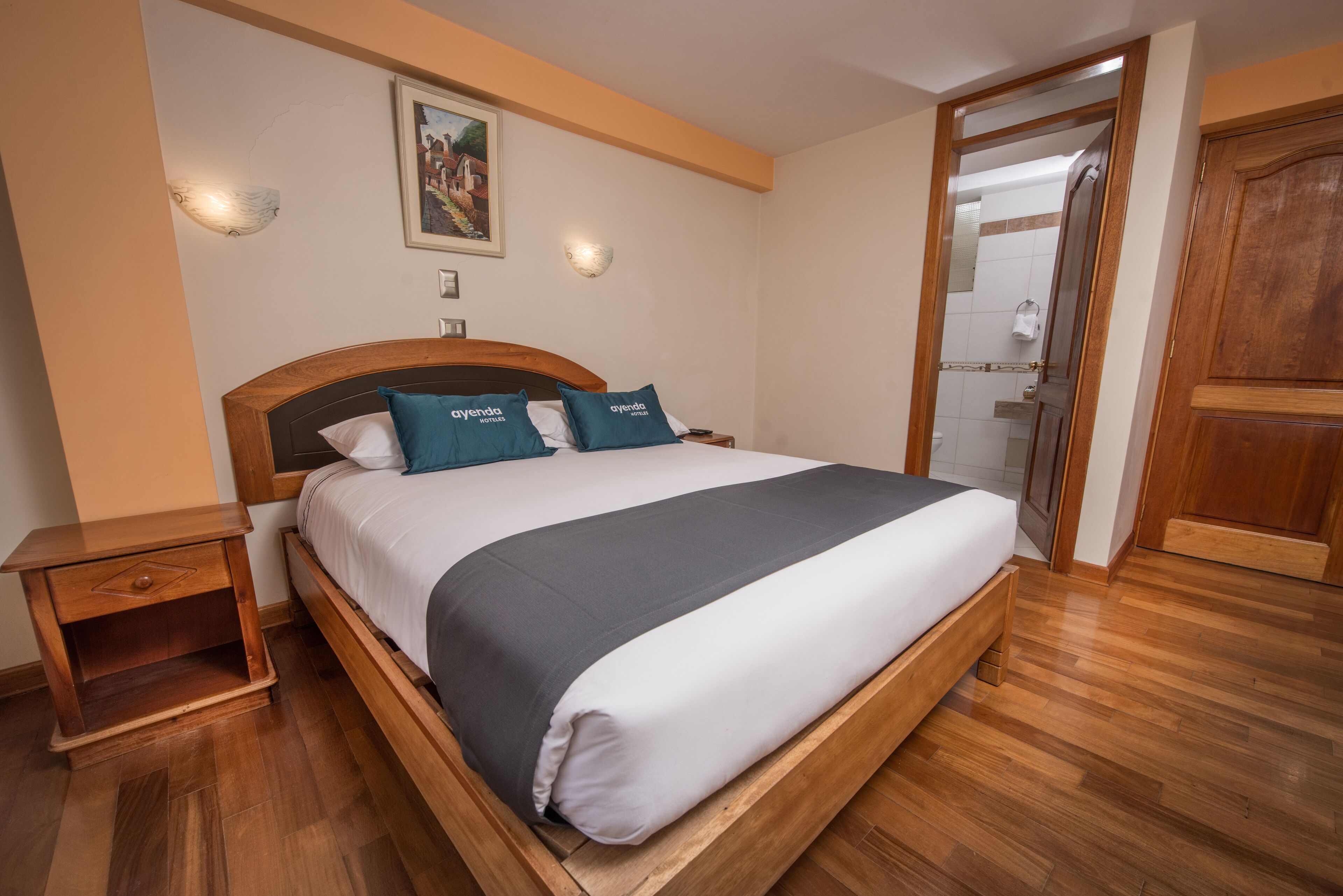 superior double room | 4 bedrooms, hypo-allergenic bedding, in-room safe, desk