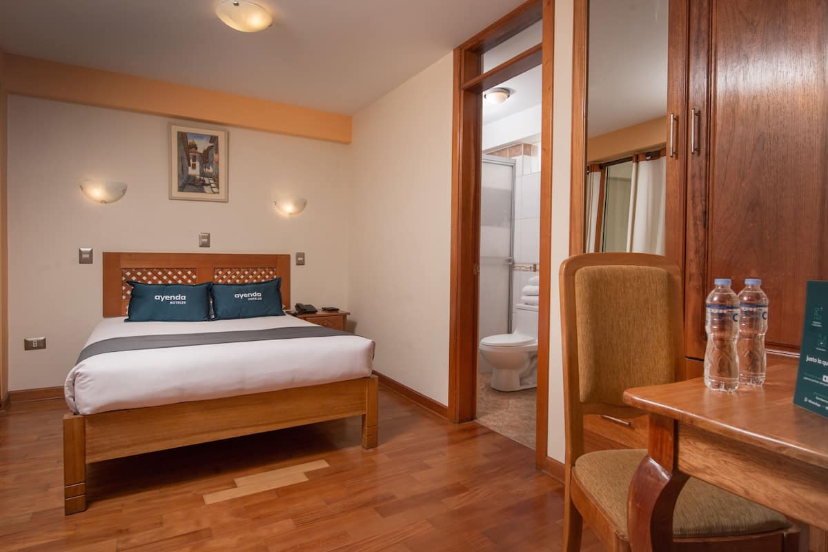 Habitación doble | 4 dormitorios, ropa de cama hipoalergénica, caja fuerte y escritorio