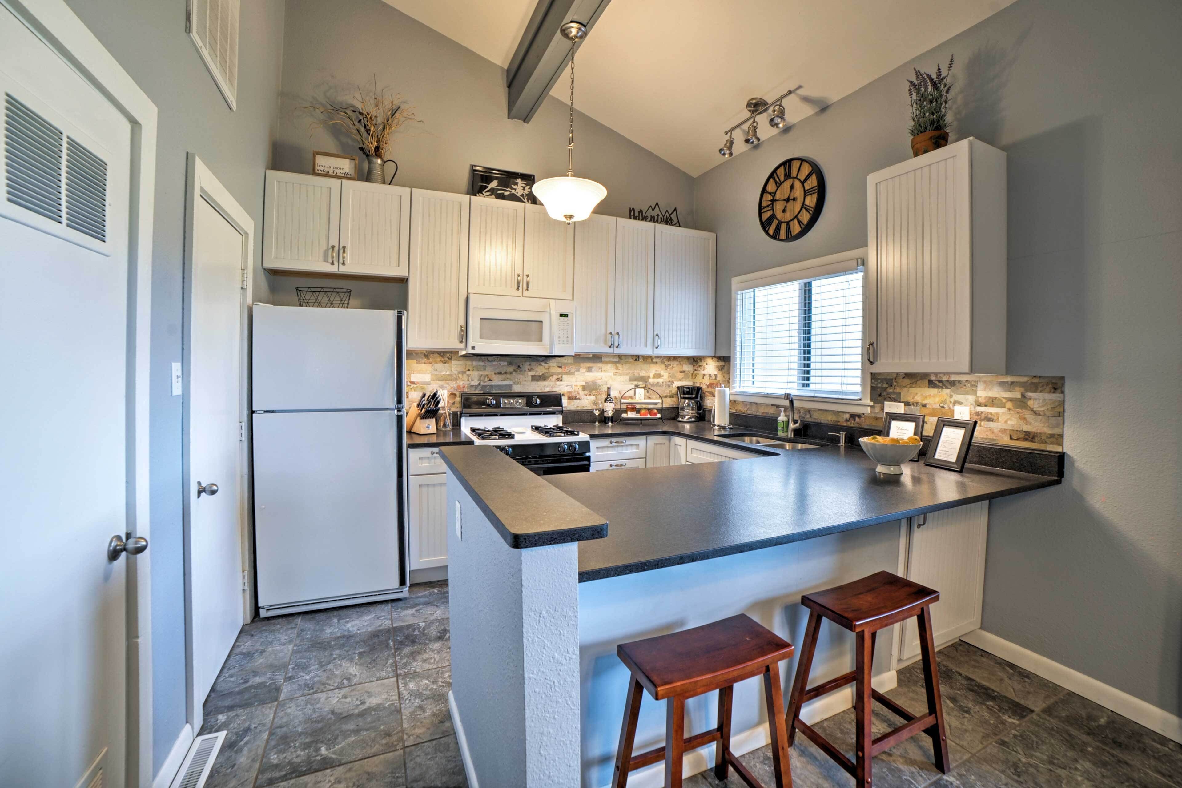 Pagosa Chic Retreat w/ Mtn views