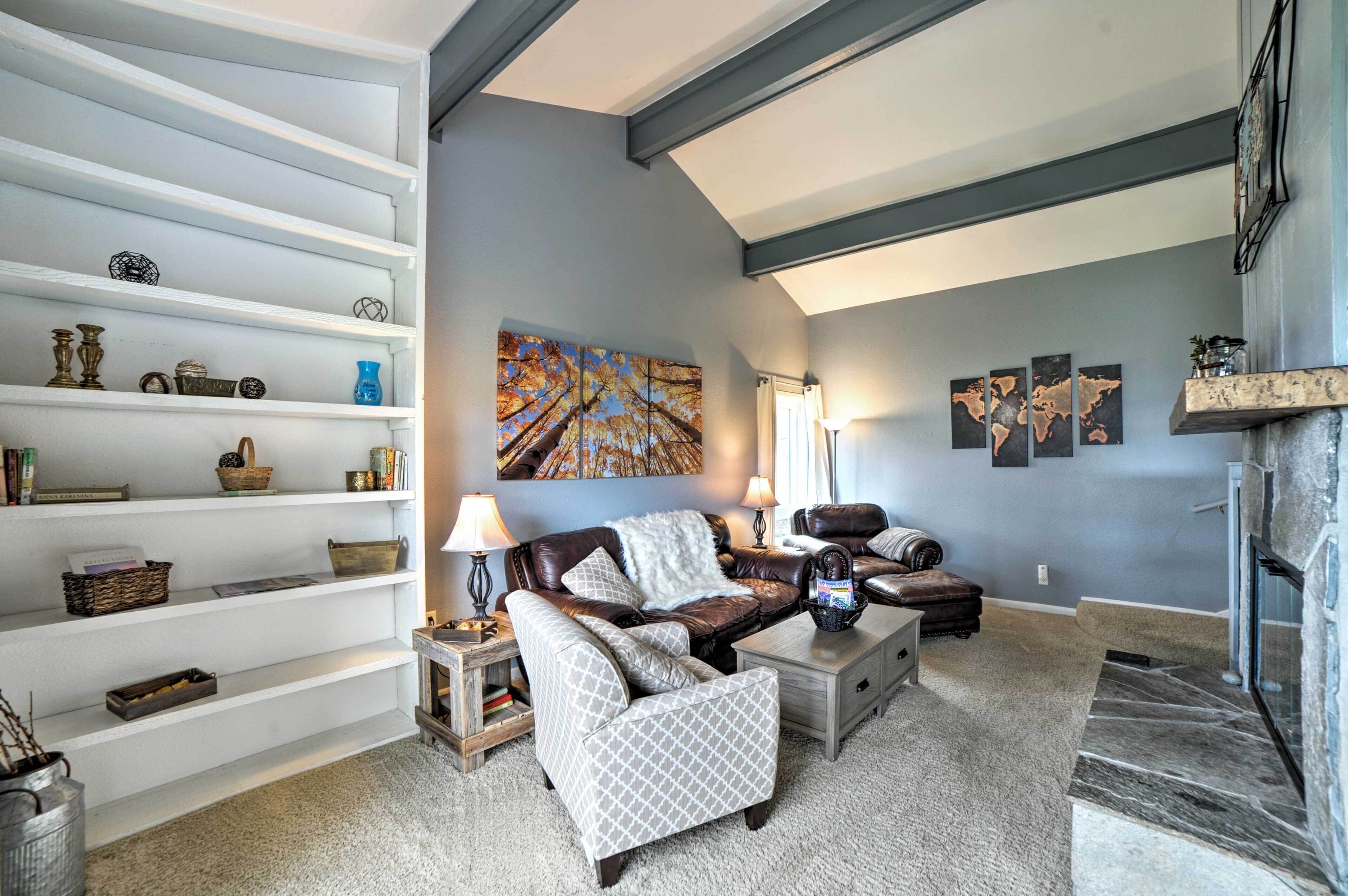 Pagosa Chic Retreat w/ Mtn views