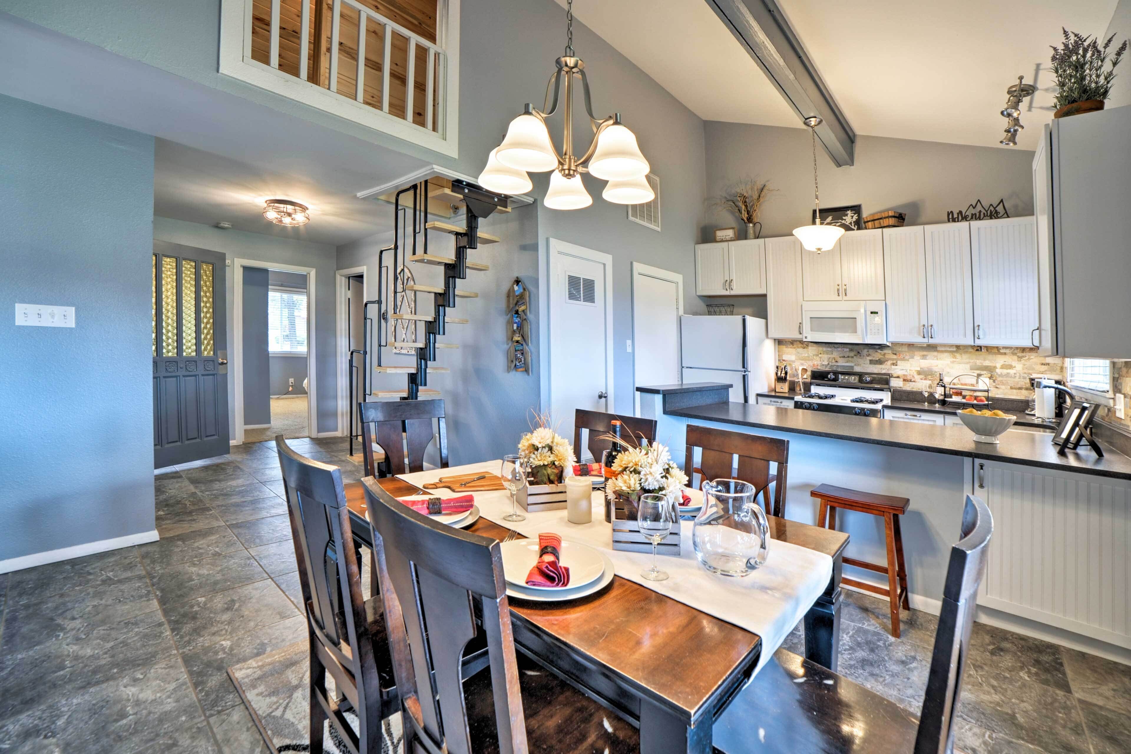 Pagosa Chic Retreat w/ Mtn views