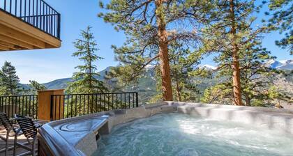 Cedar Lower Luxury Vacation At Windcliff 2 Bedroom Home by RedAwning