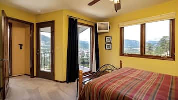 House, 4 Bedrooms | 4 bedrooms, free WiFi, bed sheets