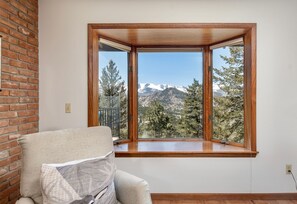 House, 4 Bedrooms | 4 bedrooms, desk, free WiFi, bed sheets - Macmillan Dog-friendly Vacation At Windcliff 4 Bedroom Home by RedAwning (Estes Park)