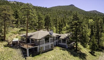House, 3 Bedrooms | Exterior