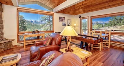 Tranquil Luxury Vacation At Windcliff 3 Bedroom Home by RedAwning