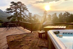 House, 3 Bedrooms | Balcony - Tranquil Luxury Vacation At Windcliff 3 Bedroom Home by RedAwning (Estes Park)