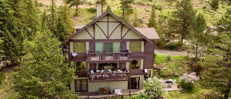 House, 3 Bedrooms | Exterior