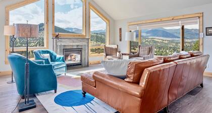 Mapes Luxury Vacation At Windcliff 5 Bedroom Home by RedAwning