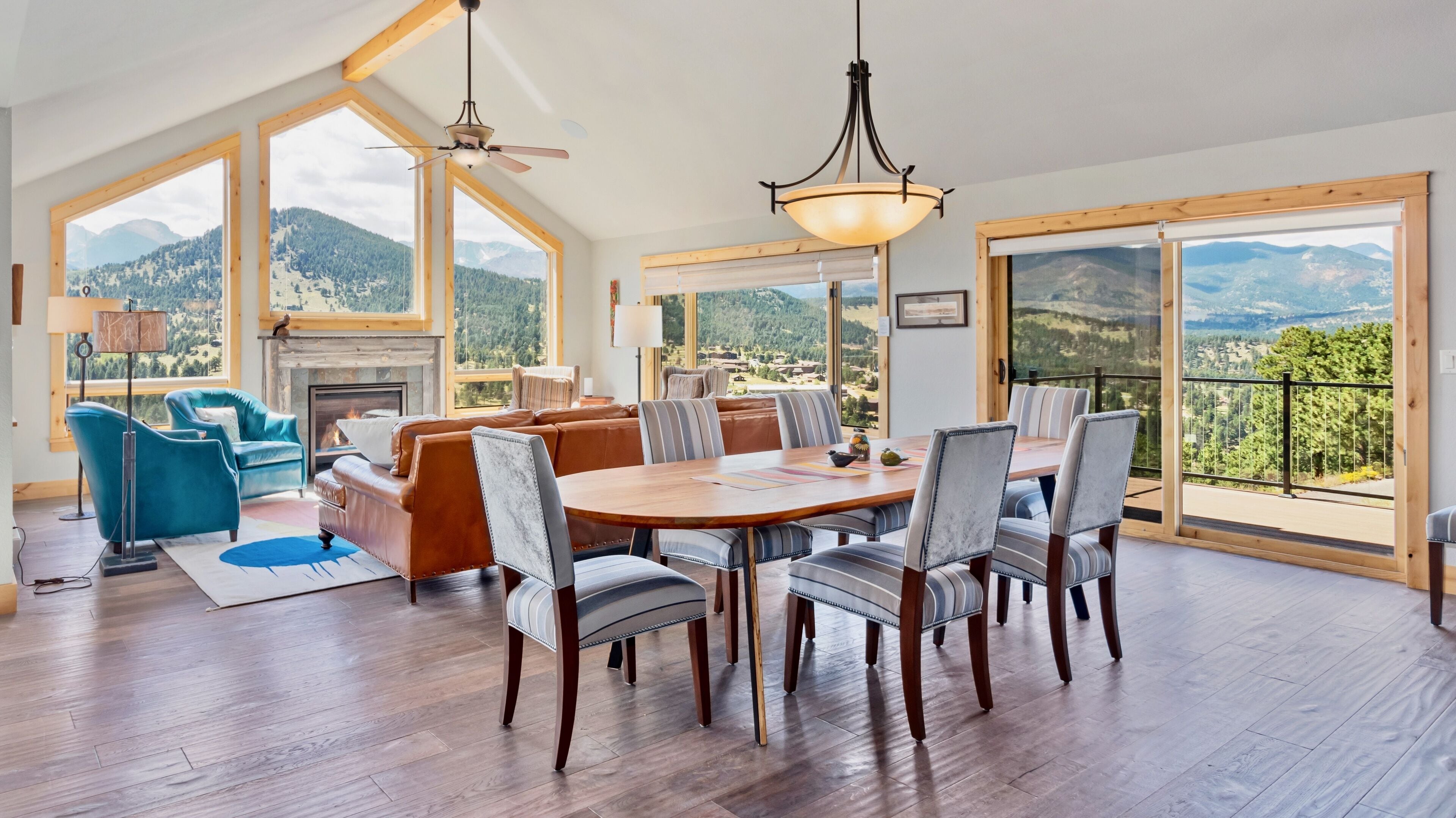 House, 5 Bedrooms | Dining