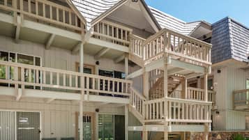 Condo, 1 Bedroom | Exterior