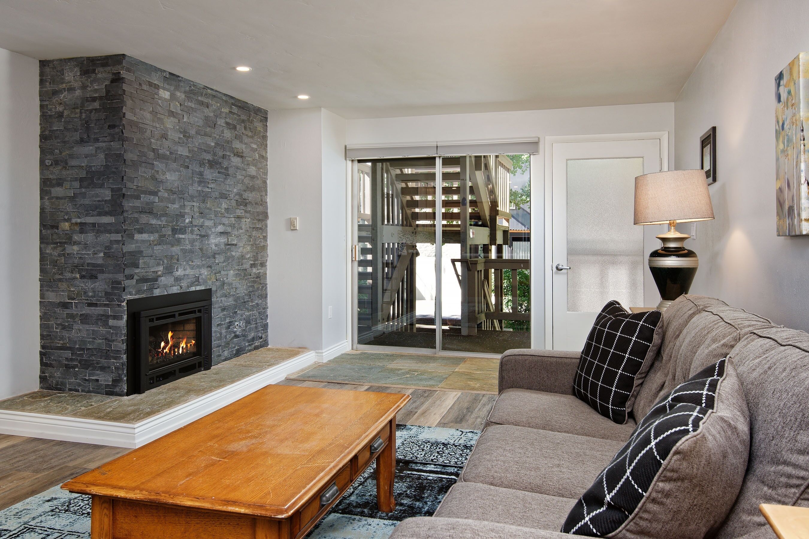 Condo, 1 Bedroom | Living area