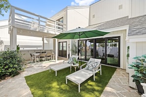 Outdoor dining - 418 Linkside Drive 4 Bedroom Home by RedAwning (Miramar Beach)