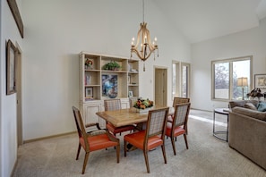 Condo, 2 Bedrooms | Private kitchen | Oven, coffee/tea maker, toaster - 2br In The Seasons At Arrowhead-vaulted Ceilings 2 Bedroom Condo by RedAwning (Edwards)