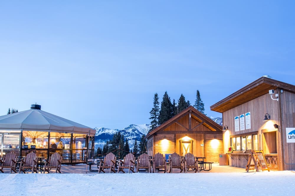 1 Br + Loft With Mountain Views 1 Bedroom Condo - No Cleaning Fee! by RedAwning - Slate River, CO
