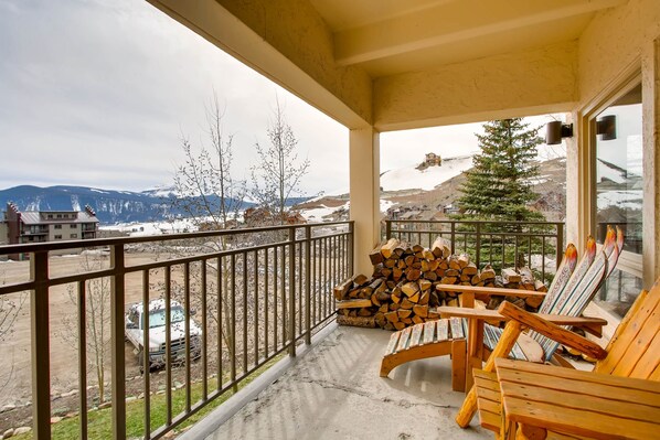 Condo, 3 Bedrooms | Balcony