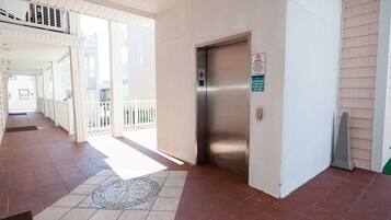 Villa, Multiple Beds (Spring Deal$! Ocean Views-Golfers, Fa) | 8 bedrooms