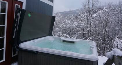 Secluded 6 Acre Property near Mountain Road