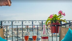 Penthouse - 4 Bedrooms | Terrace/patio