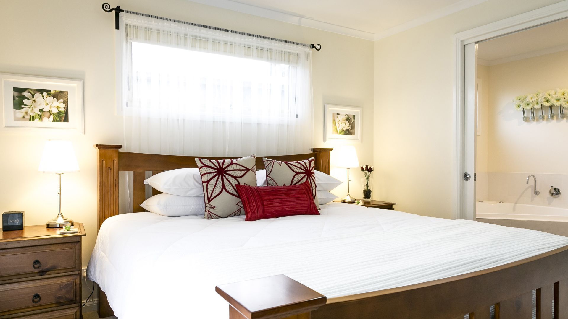 One Tree Bed and Breakfast: The Retreat