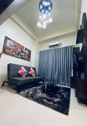 Familjeloft | Vardagsrum | Platt-tv