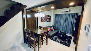 Family Loft | In-room dining