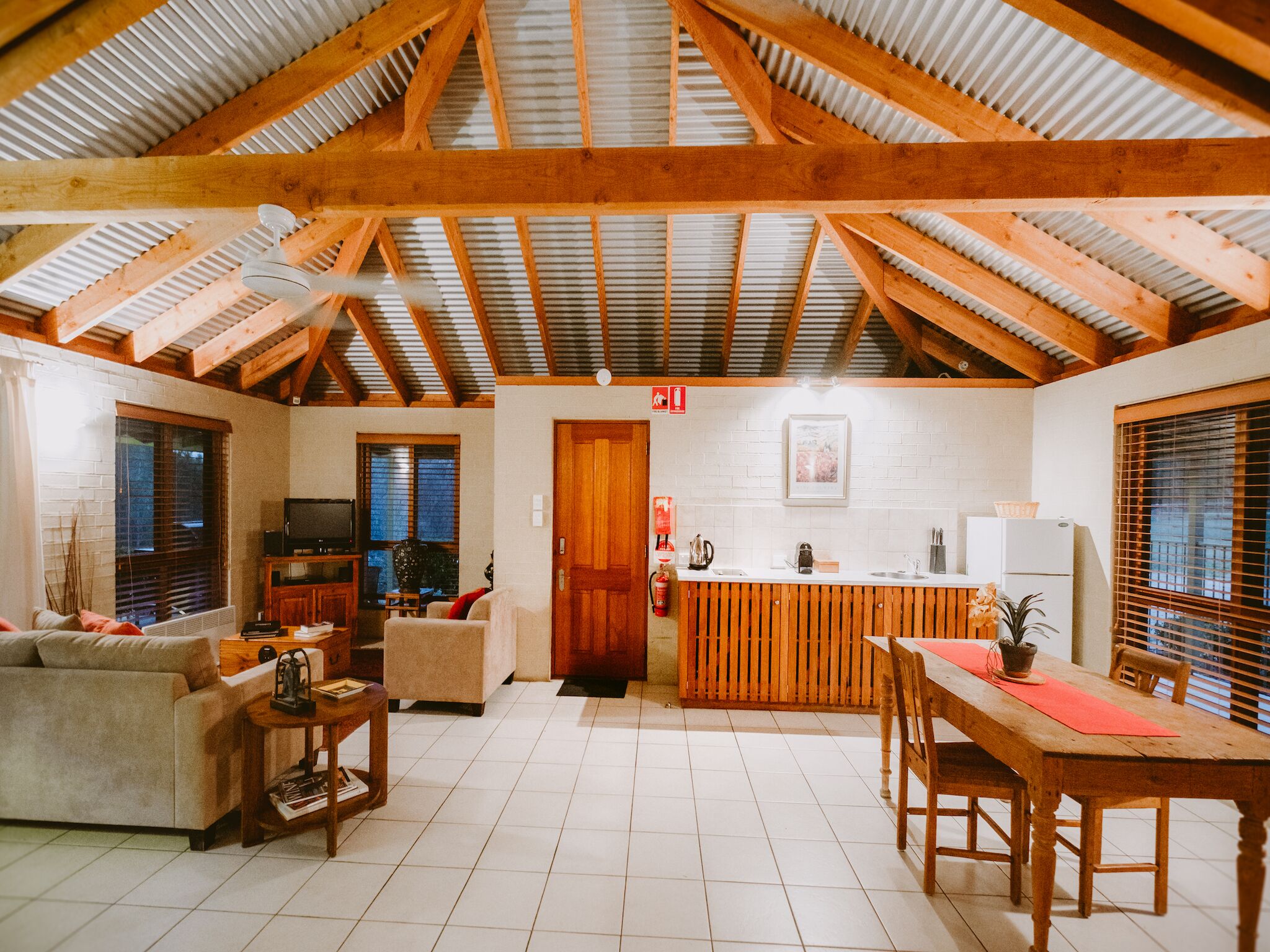 Sweetacres - Sunset Ridge Cottage — image 16