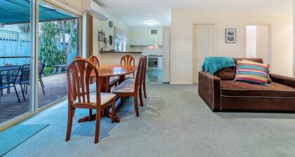 Cosy Unit at 2-3 Wyndham in Cowes