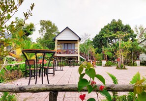 Comfort-Chalet, Kühlschrank, Gartenblick | Blick vom Balkon