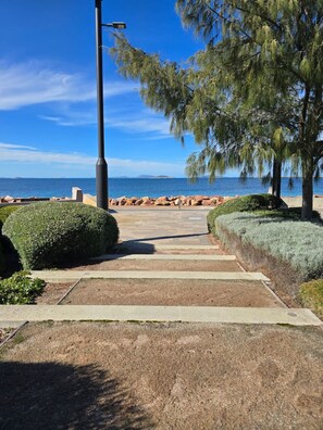 Property grounds - Esperance Stay By The Sea (Esperance)