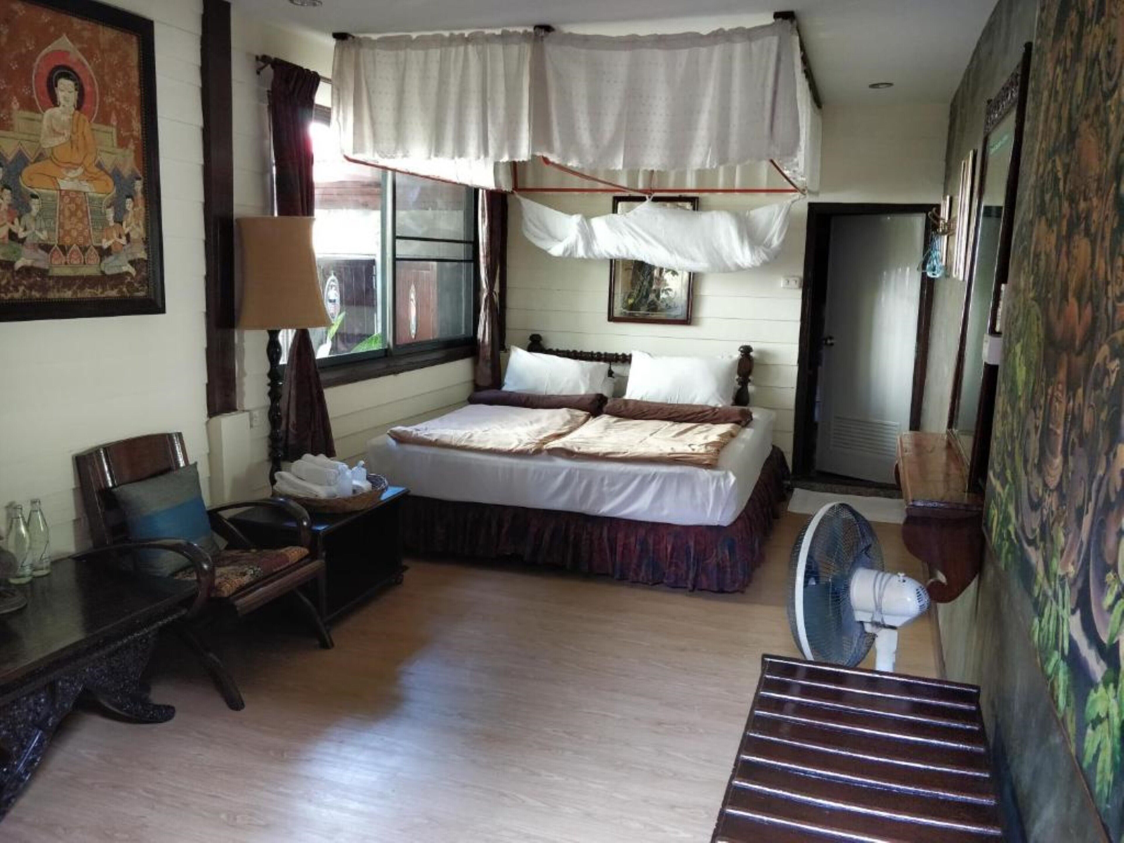 superior double room | in-room safe, free wifi, bed sheets, wheelchair access