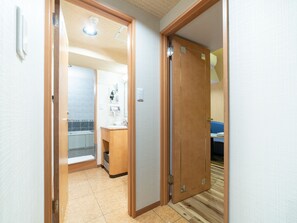 Double Room | Free WiFi, bed sheets - Top Hotel Yokohama (Yokohama)