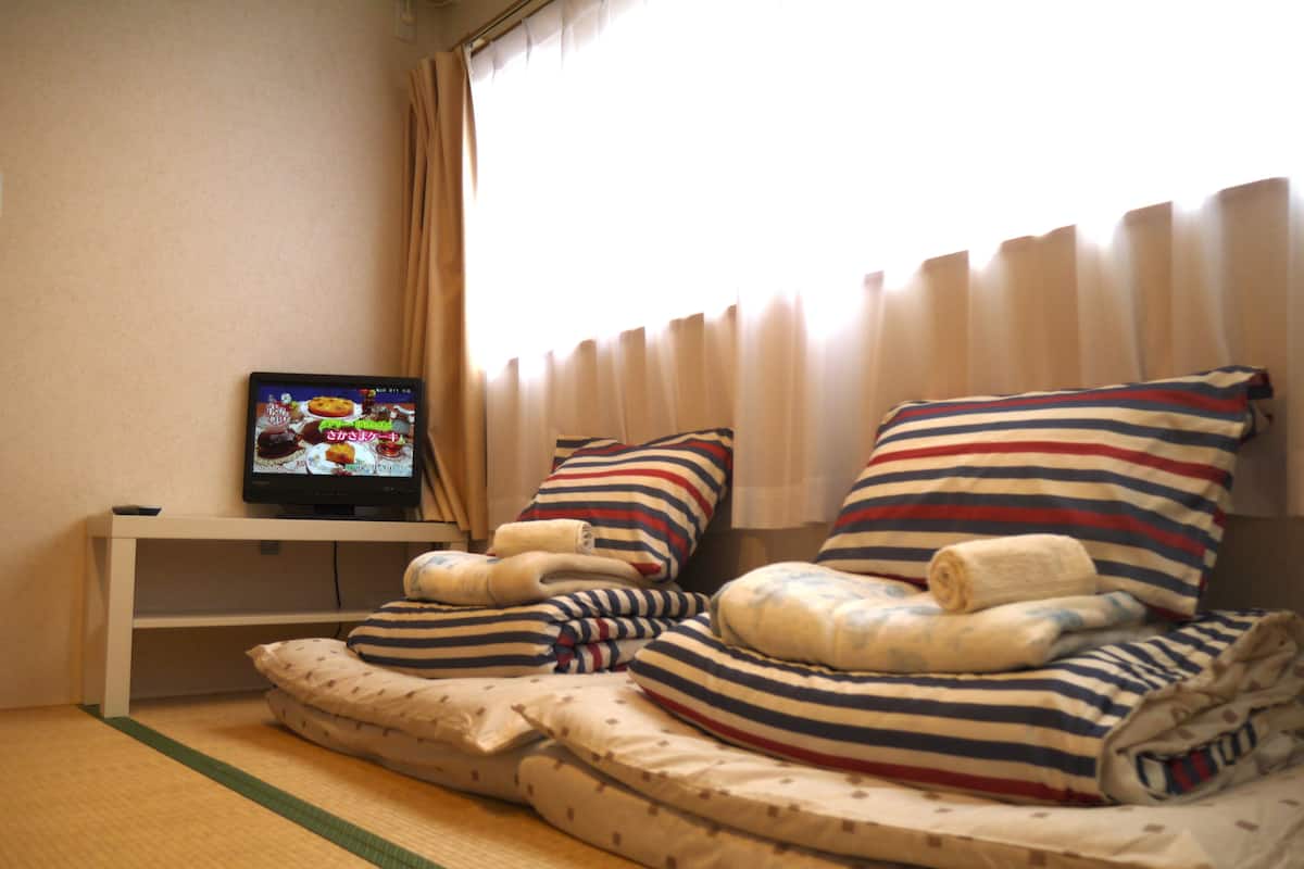 Double Room with Private Bathroom | Free WiFi