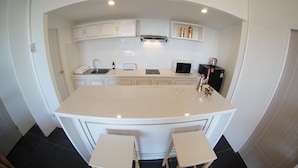 Classic Villa, Multiple Beds, Non Smoking | Private kitchen - La Villa Nimman (Chiang Mai)