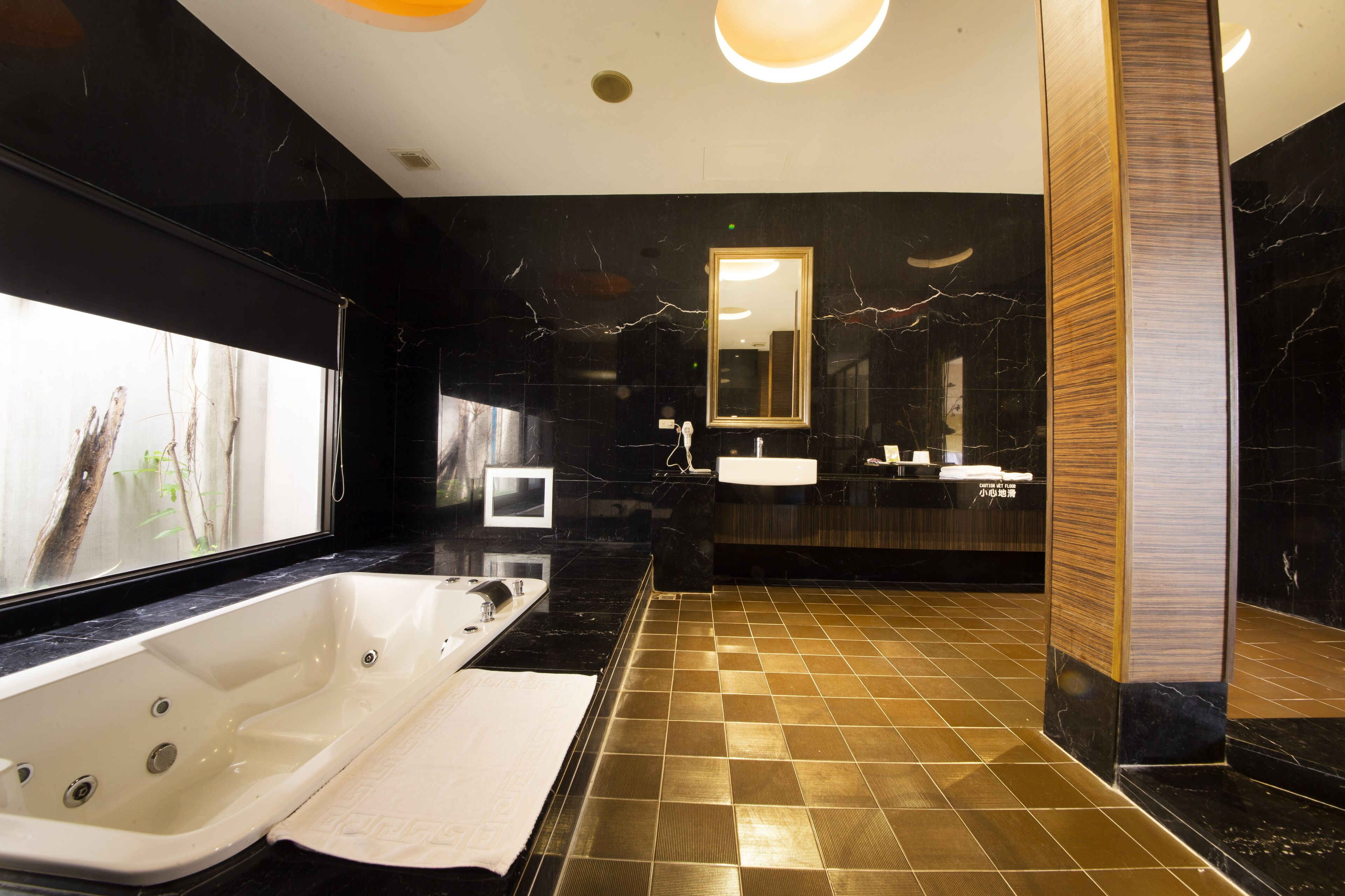 romantic double room, non smoking | bathroom | separate bathtub and shower, jetted bath, hydromassage showerhead