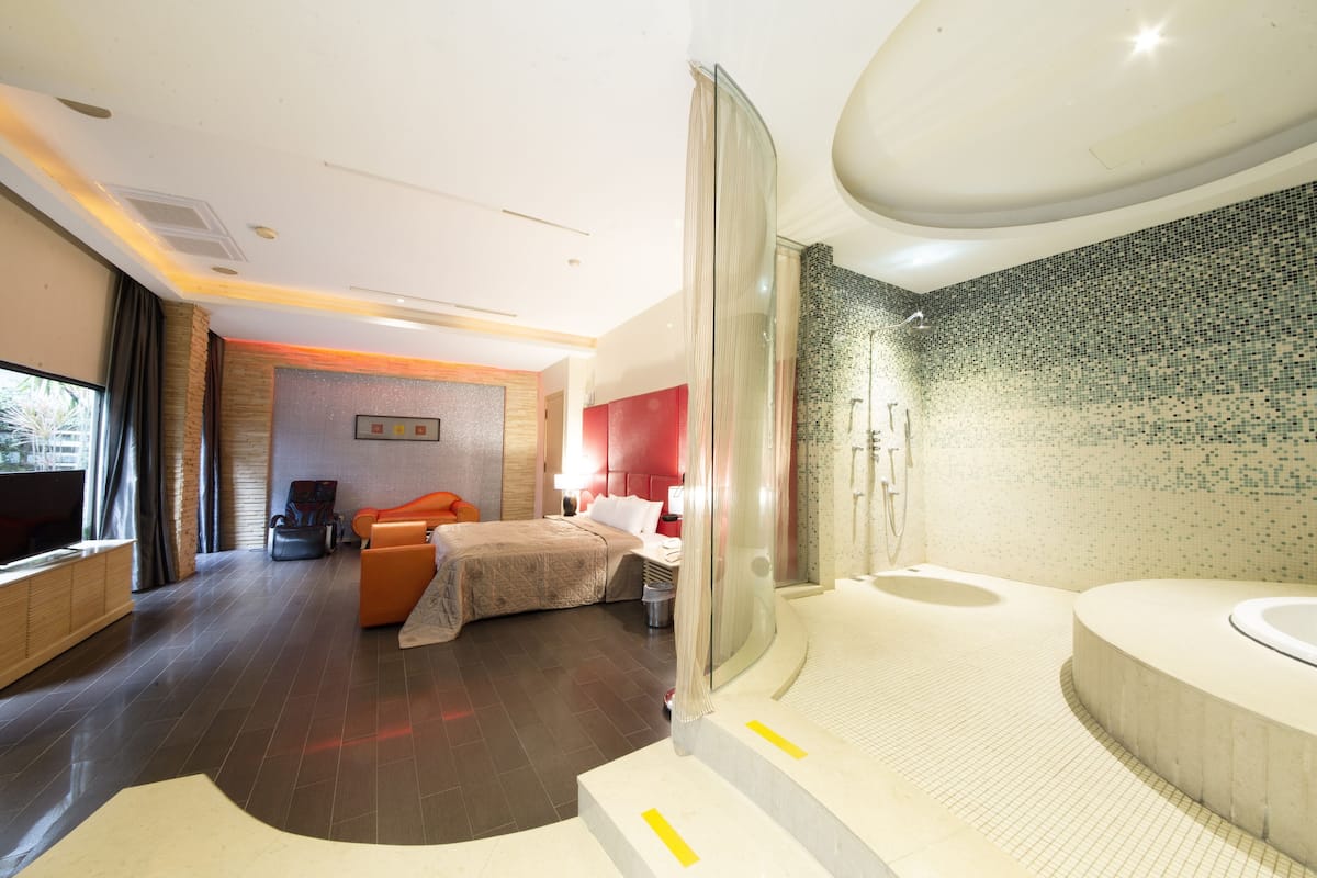 romantic double room, non smoking | view from room