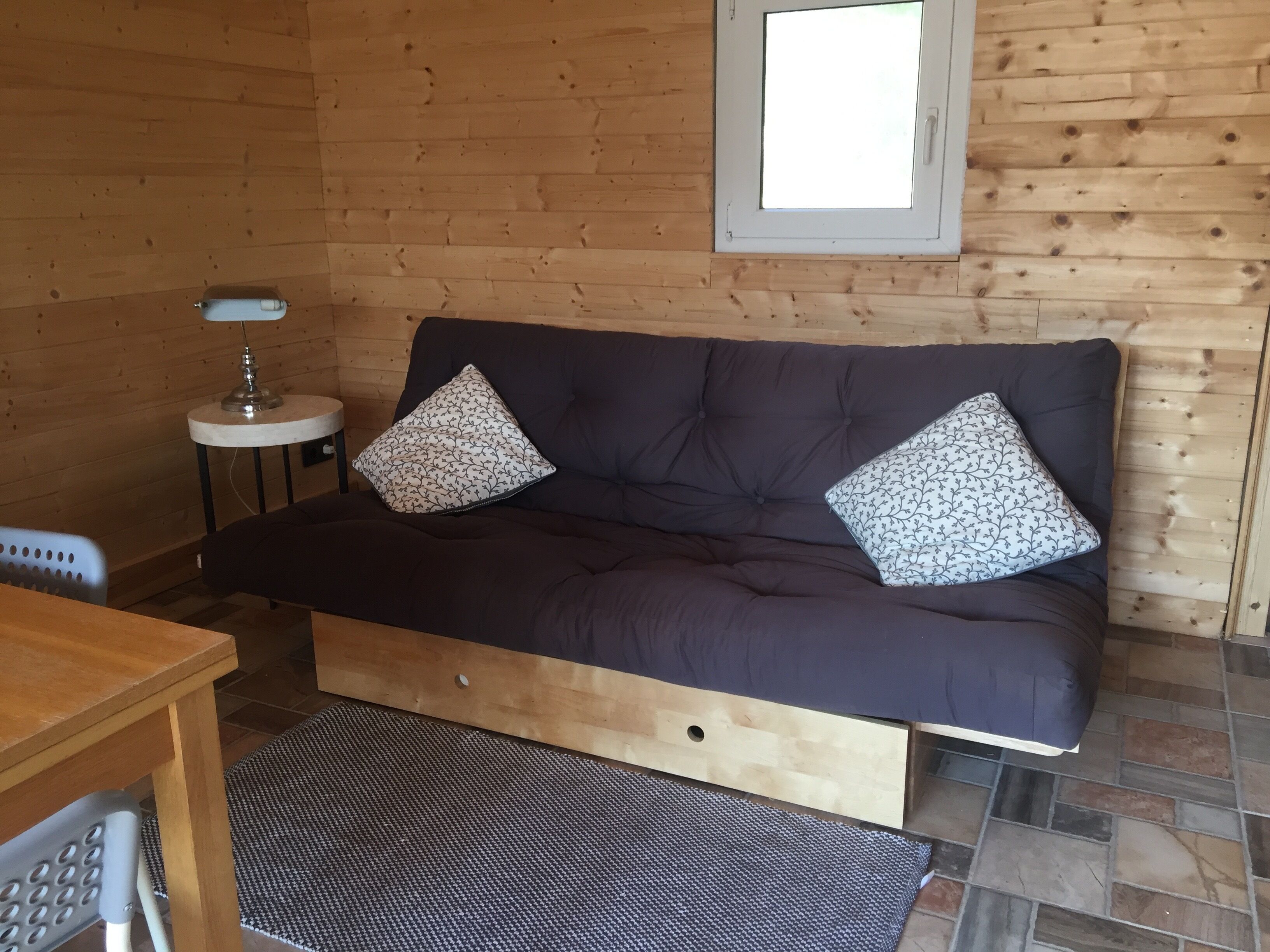 Casita newly built log cabin