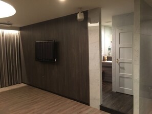 NL3 King Room Luxury, Non Smoking | Free WiFi - N hotel (Chiba)