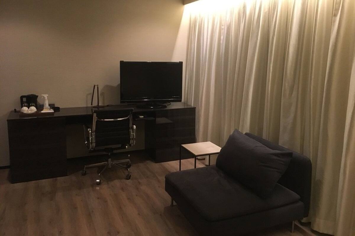 NL2 Deluxe Queen Room, Non Smoking | Free WiFi