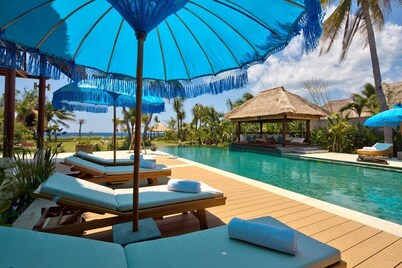 Luxury beach villa with 5* care by our amazing staff!