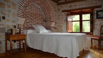 4 chambres, accès Internet, draps fournis