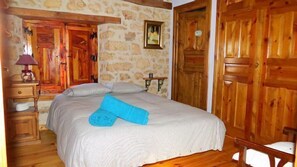 4 Schlafzimmer, Internetzugang, Bettwäsche